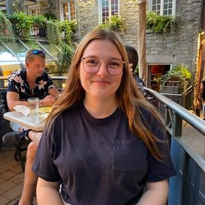 Meet your Posher, Roseline